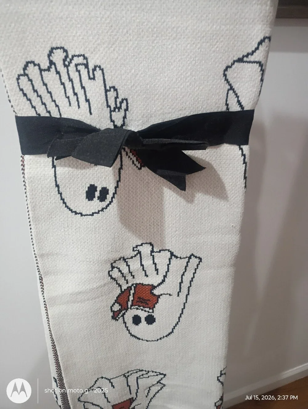 Viral Ghosts Reading Knit Throw Blanket